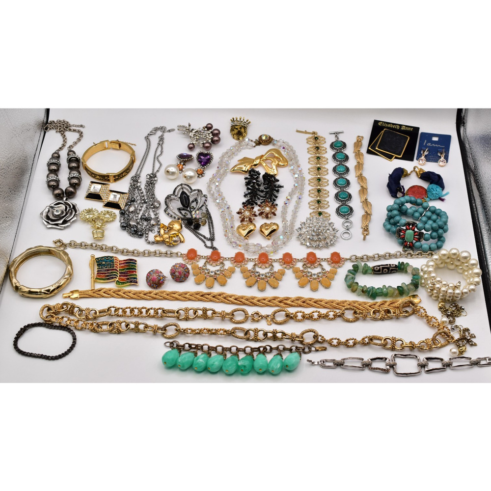Vintage Jewelry Lot Givenchy Vendome Milor Money Nina Ricci J.Crew Flores J225